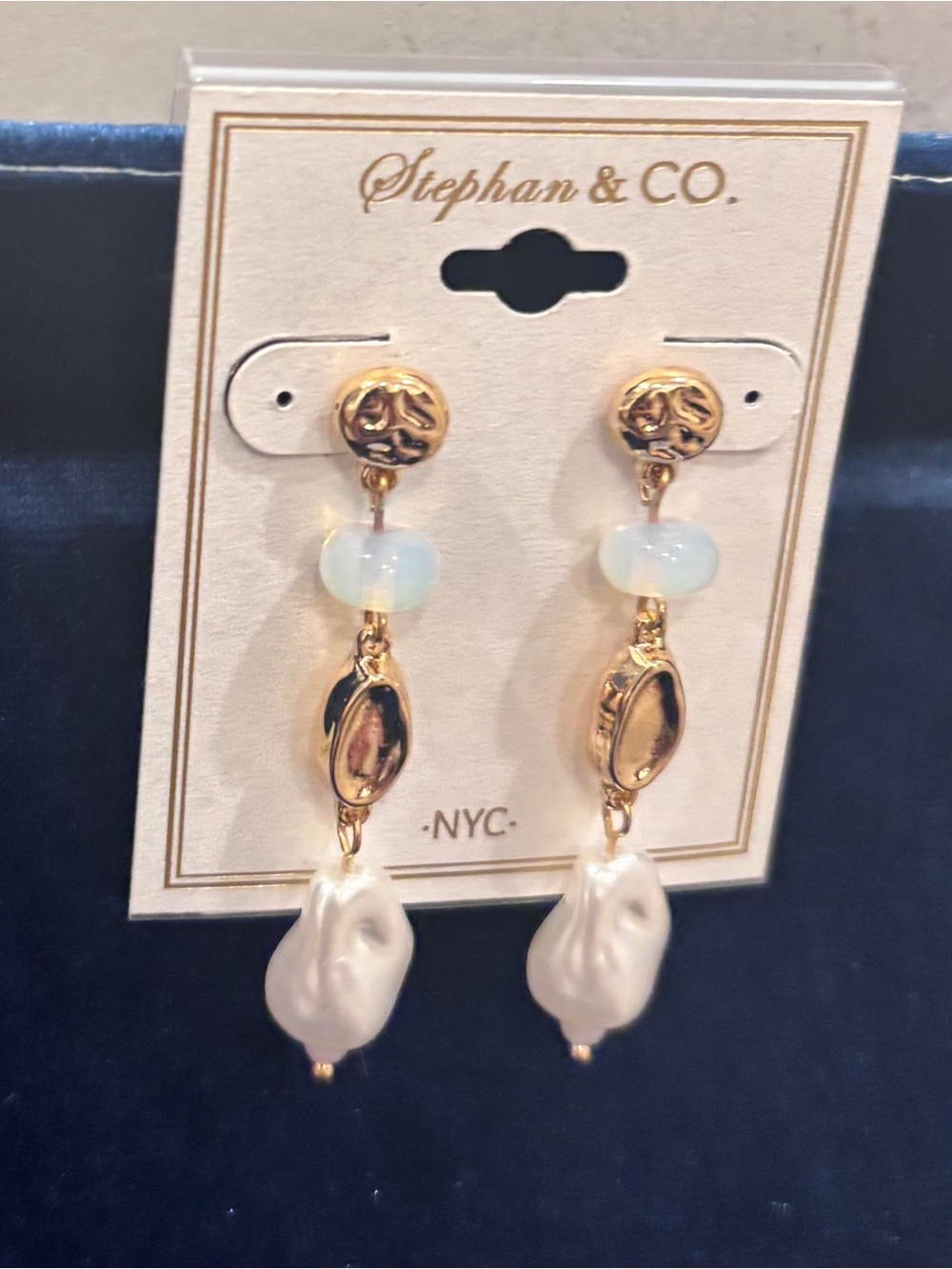 NWT “Stephan & CO. NYC” Gold Drop Earrings with Opalescent Bead and White Pearl